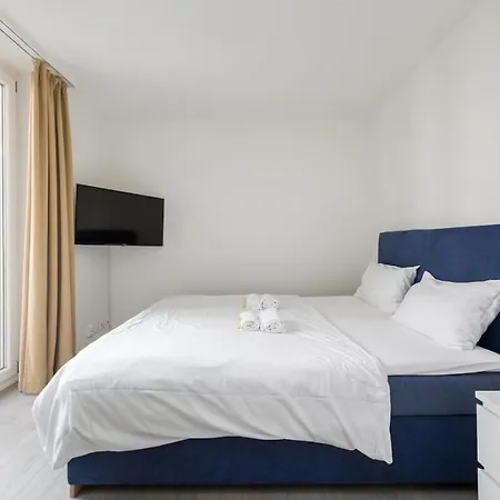 Lejlighed Urban Oasis With Queen Bed And View Be-39 *